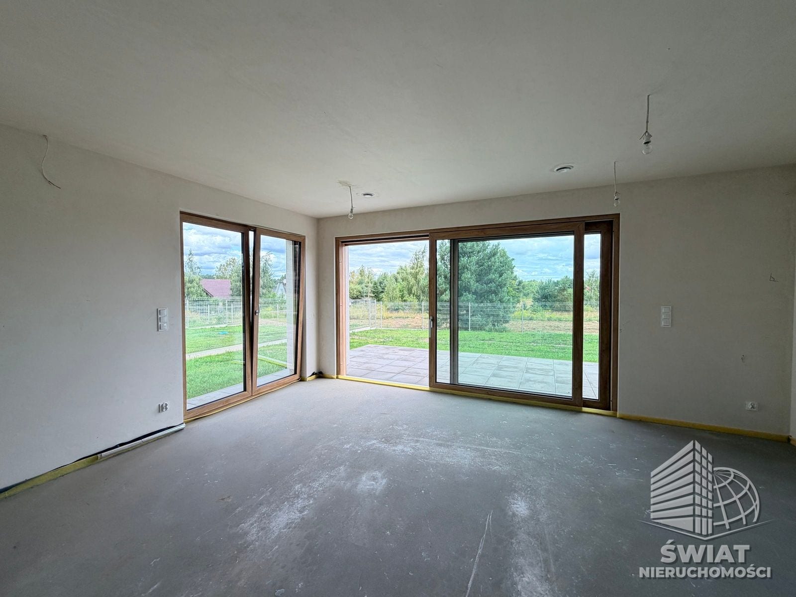 dom na sprzedaż - Dołuje,  - ID 439002 | swiatnieruchomosci.pl