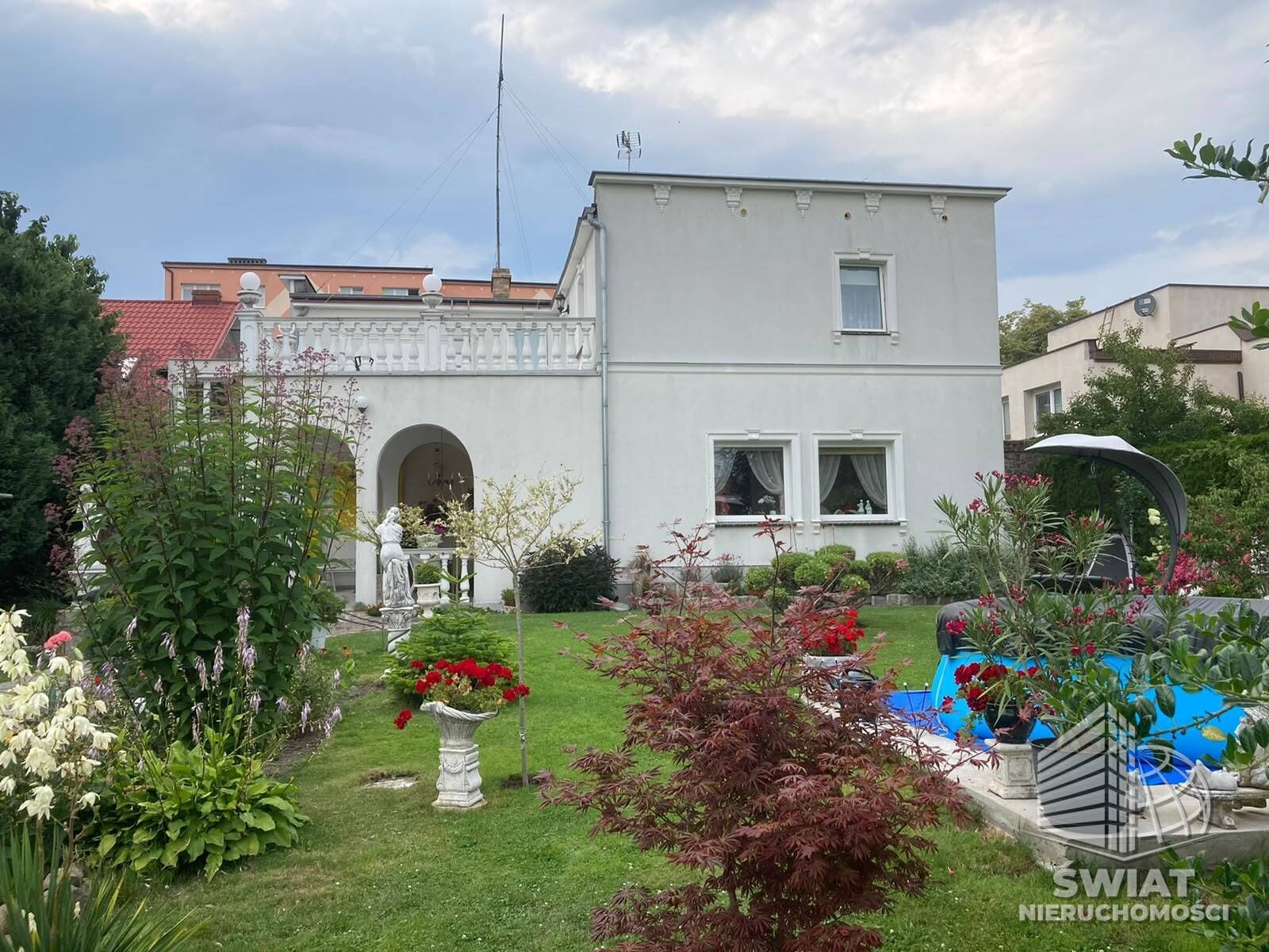 dom na sprzedaż - Wolin,  - ID 440158 | swiatnieruchomosci.pl