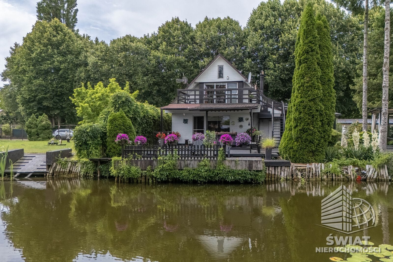 dom na sprzedaż - Czarna Łąka,  - ID 442647 | swiatnieruchomosci.pl
