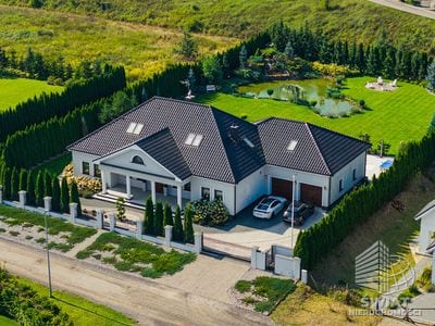Dom na sprzedaż, Police, 7 pokoi, 360 m² — ELT34179, zdjęcie 1