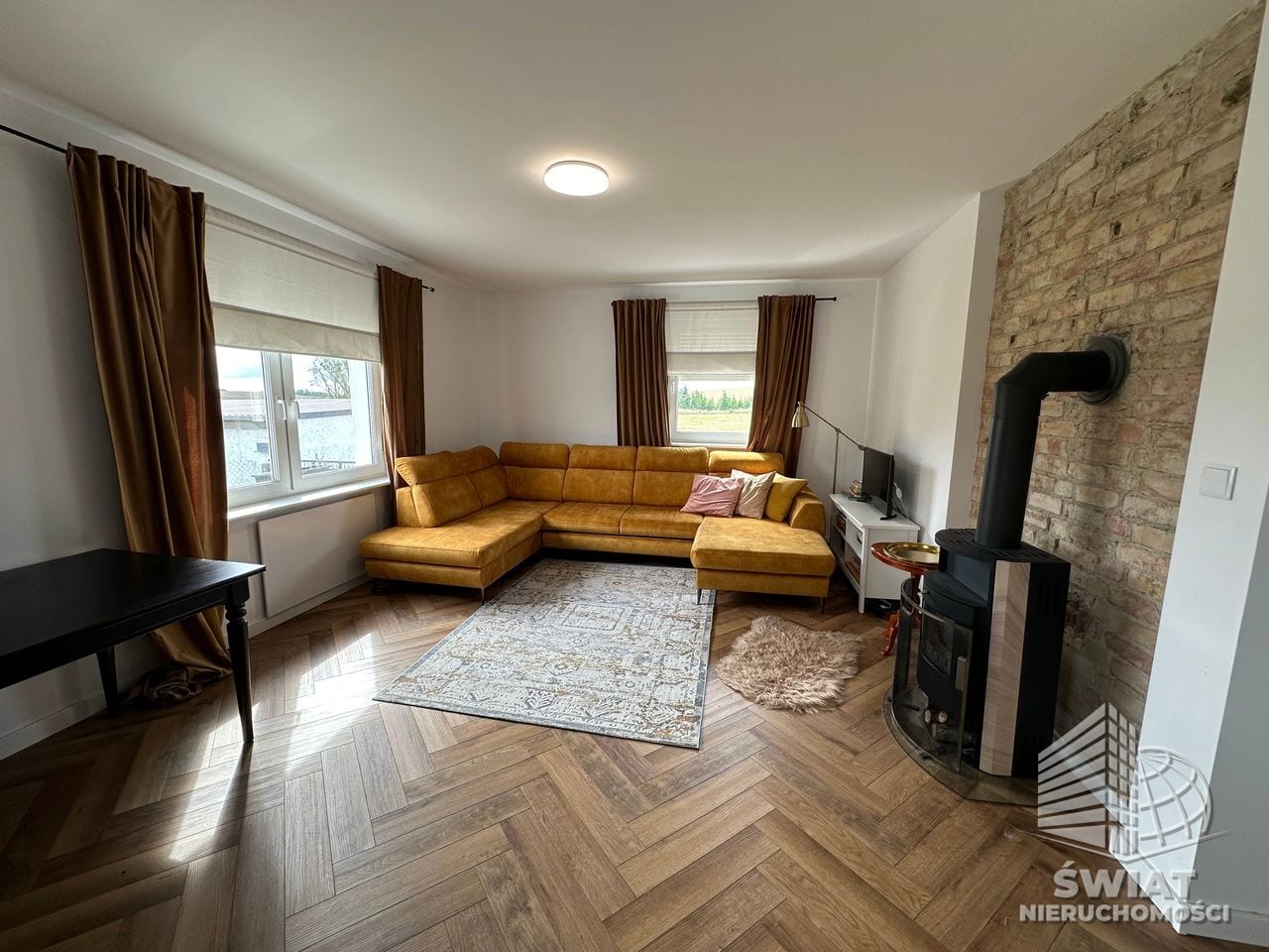 Dom na sprzedaż, polska, 4 pokoje, 140 m² — BRW21335, zdjęcie 1