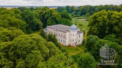 Lokal na sprzedaż, Stargard Krąpiel, 22 pokoi, 2500 m² — 2/10212/OOS, zdjęcie 1